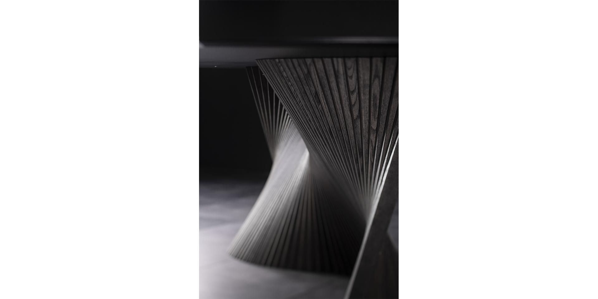 Table de salle à manger ORBIT slider image n°7